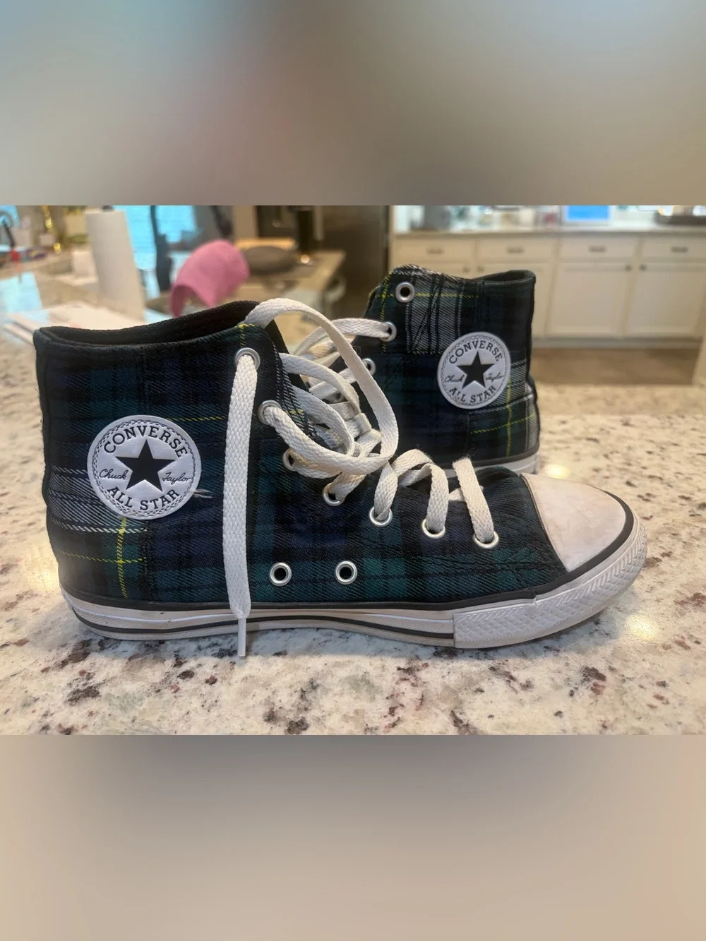 Converse Kids High-Top Sneakers in Green and Black Plaid